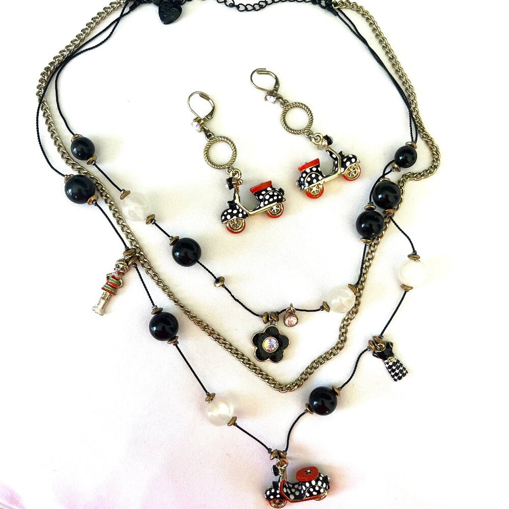Betsey Johnson Scooter Necklace & Earring Set